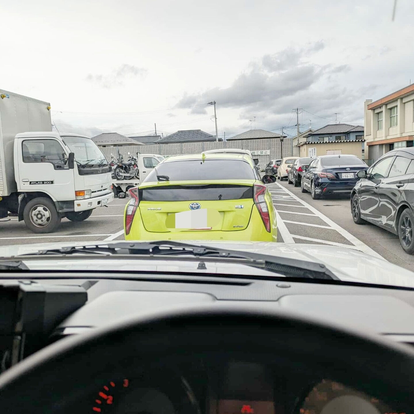 こんにちは！🚗✨