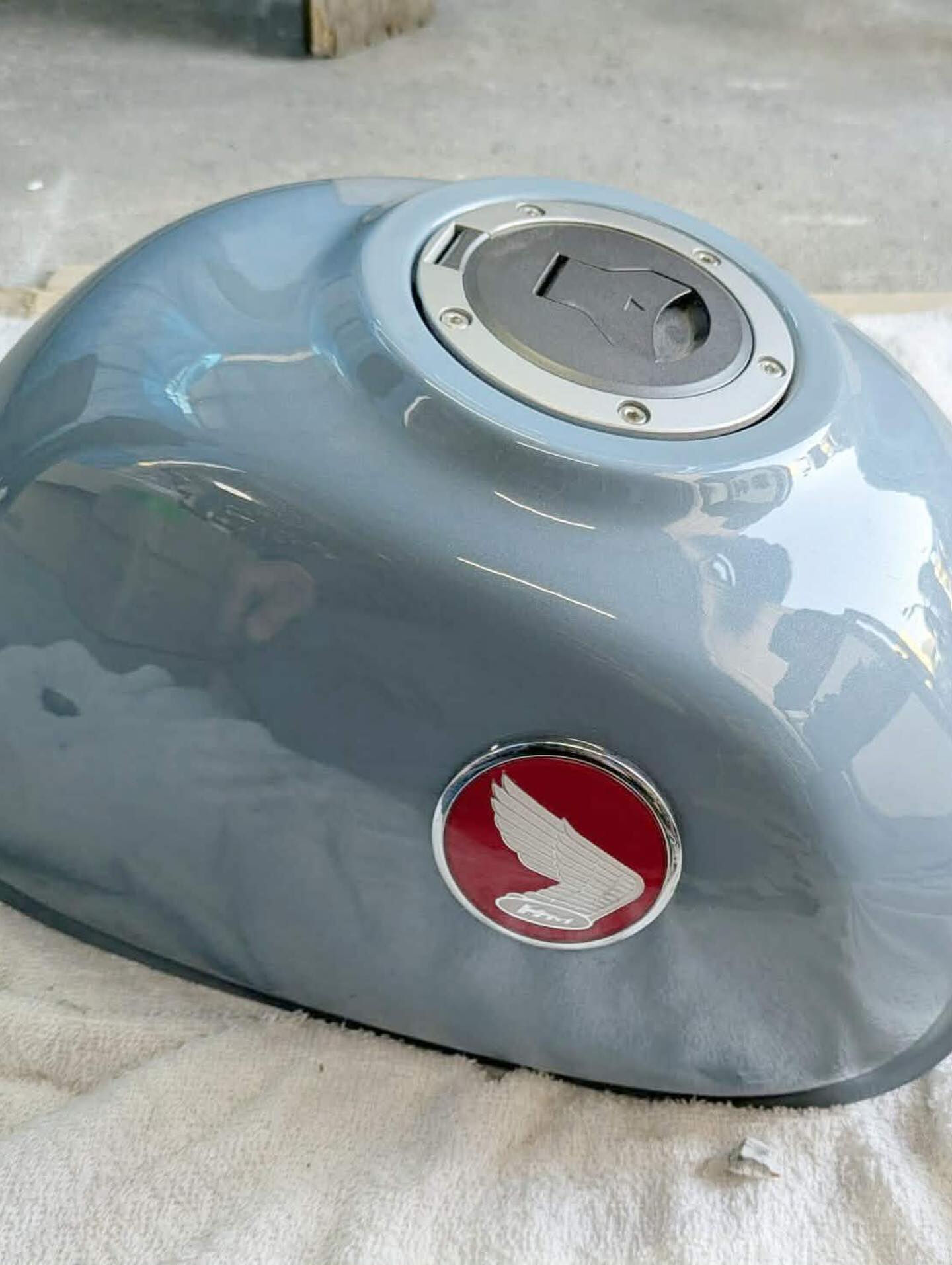 🚀✨ HONDA MONKEY 125の燃料タンクのカスタム