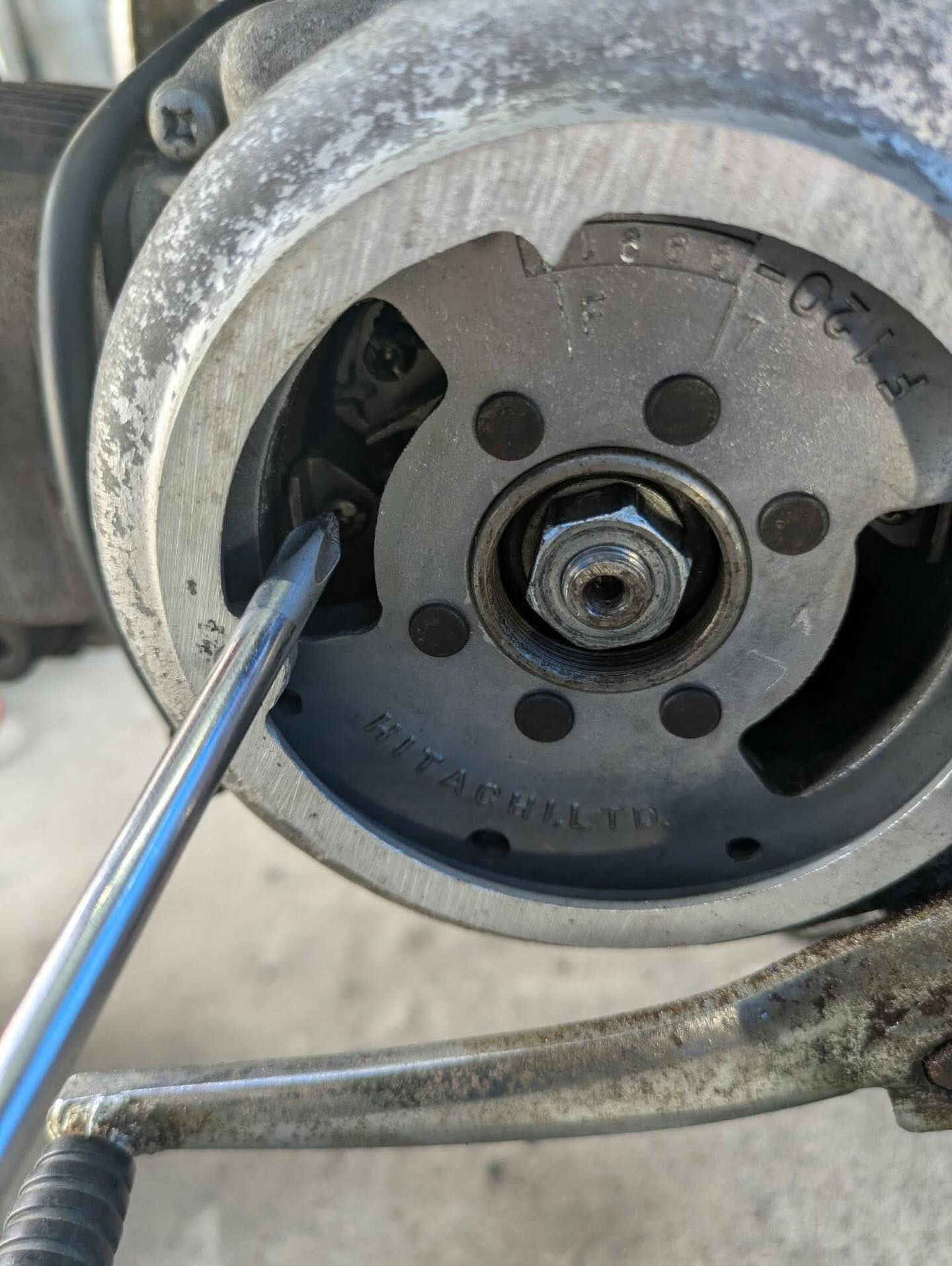 🏍️今日はホンダ　ダックス70のタペット調整とクラッチ板交換
