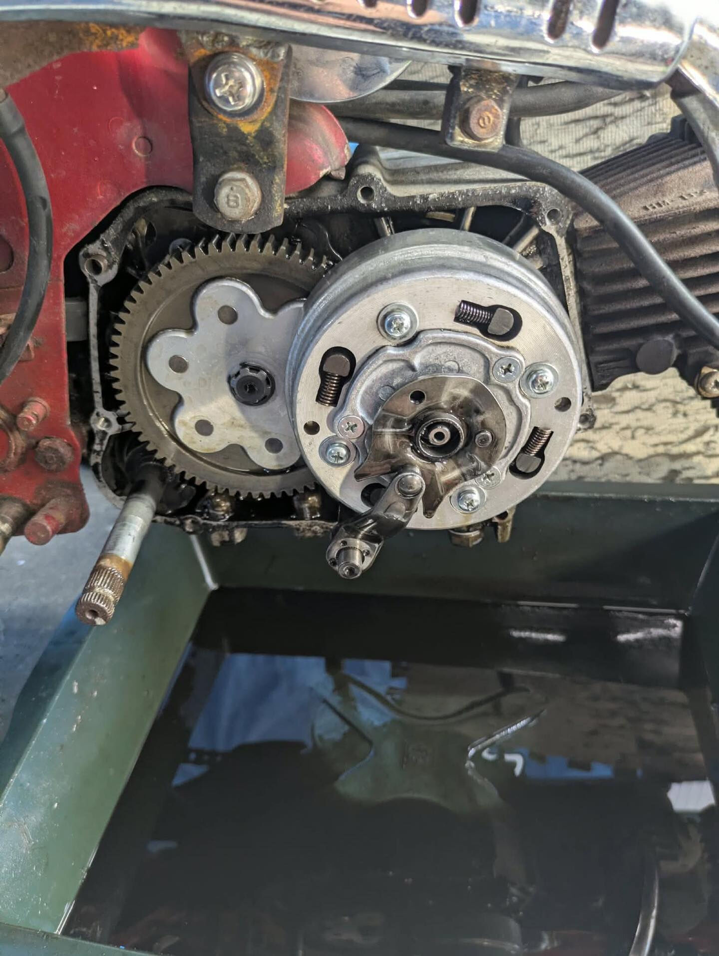 🏍️今日はホンダ　ダックス70のタペット調整とクラッチ板交換