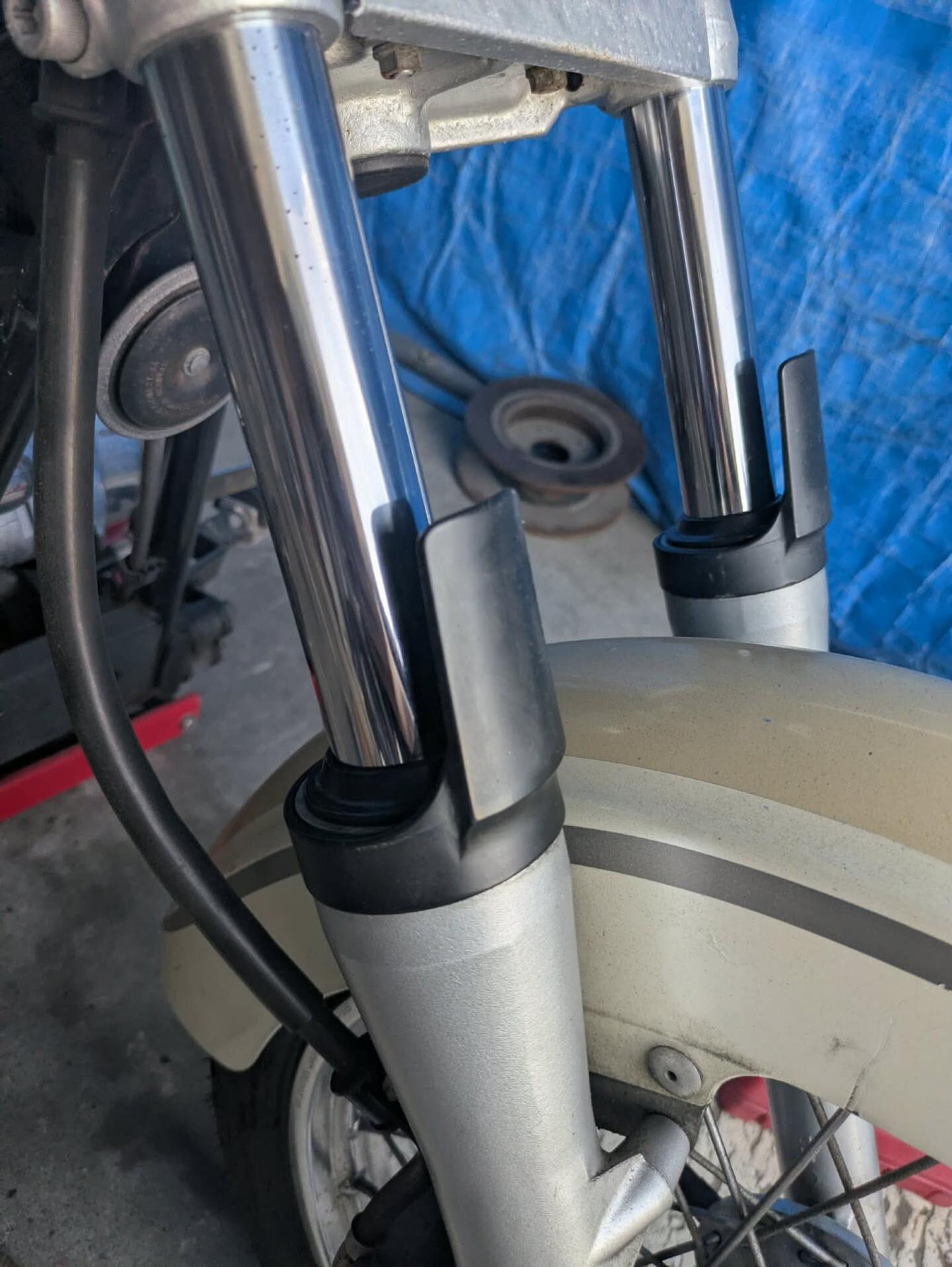 🌟YAMAHA ドラッグスター250🌟のフロントフォークをオ