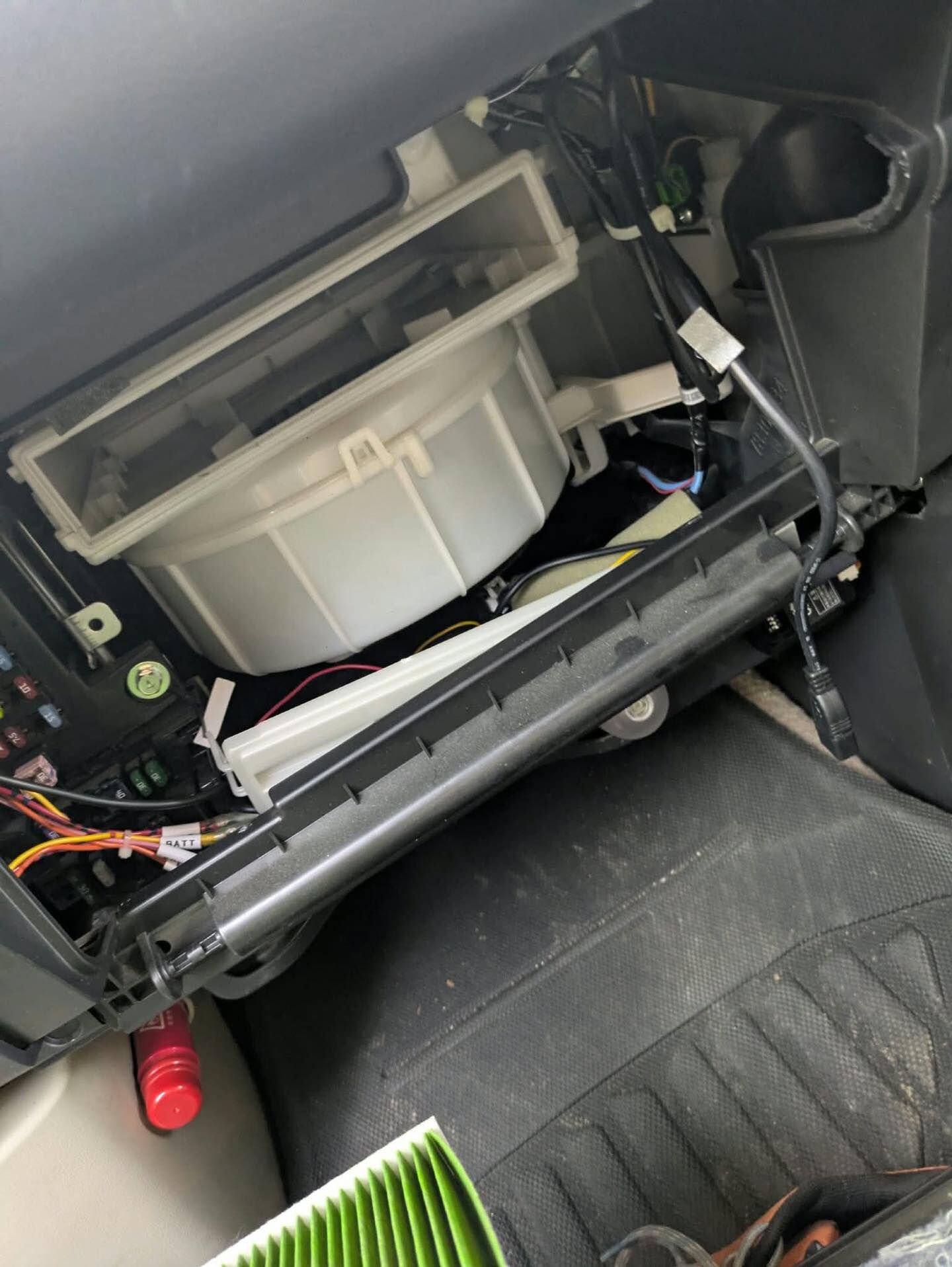 🚗🔧三菱デリカの車検依頼、ありがとうございます！🚙💨